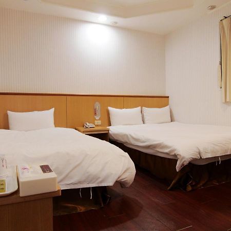 טאינאן Yi Pin Yuan Hotel מראה חיצוני תמונה