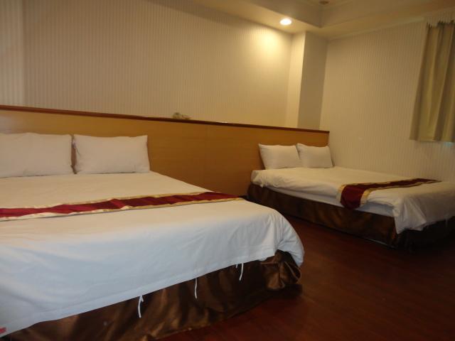 טאינאן Yi Pin Yuan Hotel מראה חיצוני תמונה